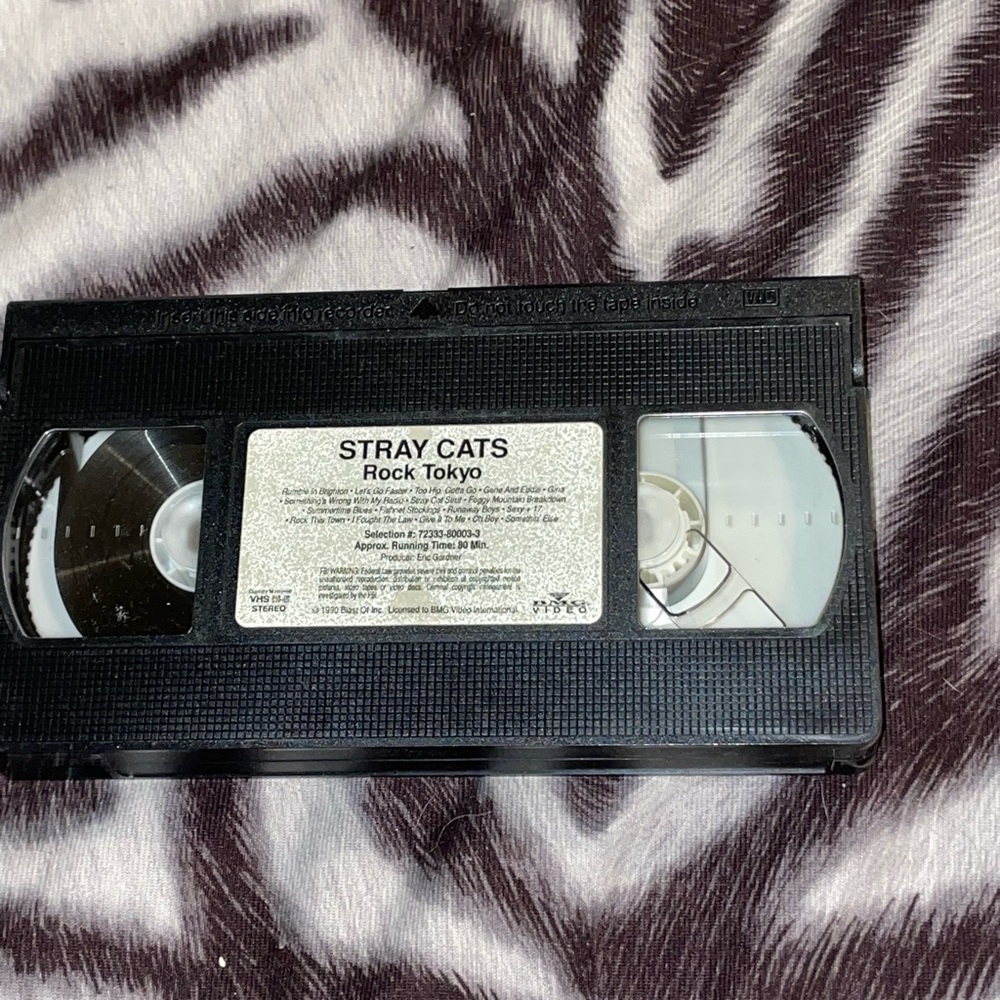 STRAY CATS “ROCK TOKYO” VHS - Picture 9 of 11